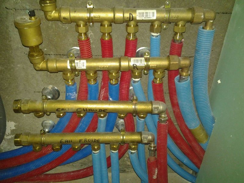 Les raccords de tuyauterie en PER